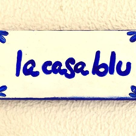 La Casa Blu Nel Cuore Storico Di Napoli Exterior photo